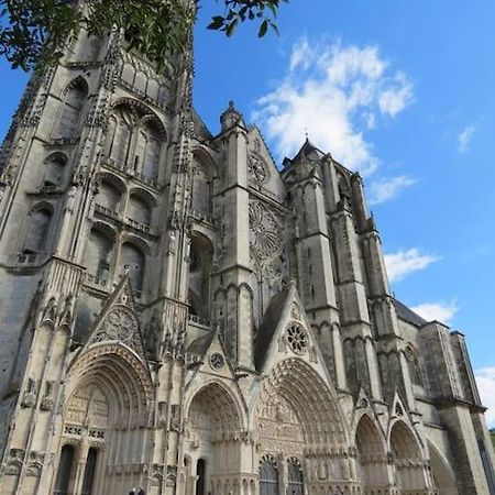 First Apartamento Bourges Exterior foto